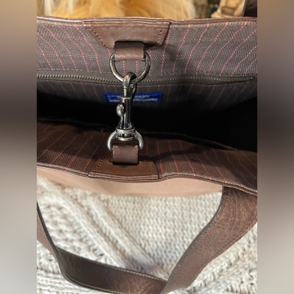 Burberry Tote - Picture 13 of 13
